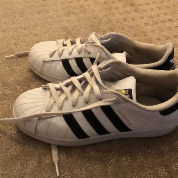 Adidas Superstars - Picture 2 of 3
